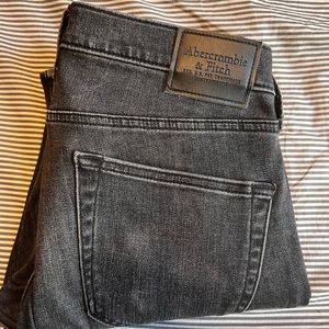 Men’s Abercrombie skinny jeans 31 x 30
